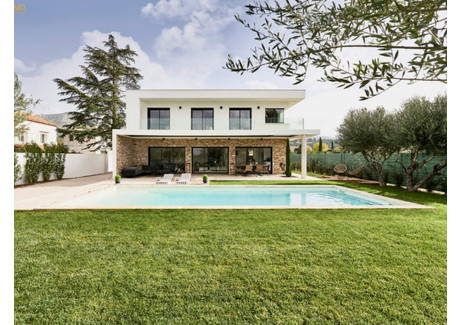 Dom na sprzedaż - Gemenos, Francja, 242 m², 1 407 796 USD (5 546 716 PLN), NET-95131136