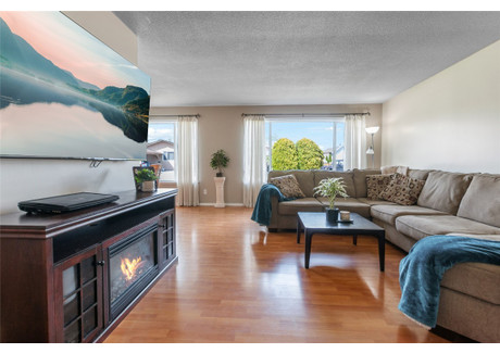 Dom na sprzedaż - 107 Blairmore Crescent Penticton, Kanada, 161,09 m², 511 081 USD (2 059 657 PLN), NET-98344461