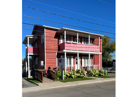 Dom na sprzedaż - 8780-8782 1re Avenue, Charlesbourg, QC G1G4C6, CA Charlesbourg, Kanada, 177 m², 332 443 USD (1 363 015 PLN), NET-101161158