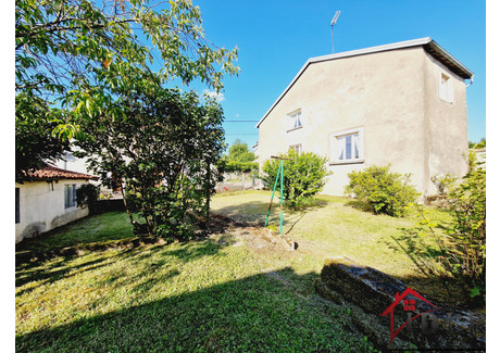 Dom na sprzedaż - Melay, Francja, 110 m², 90 481 USD (346 542 PLN), NET-99822484