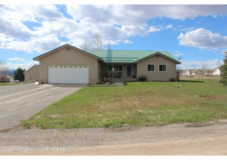 Dom na sprzedaż - 341 ALTA Drive Star Valley Ranch, Usa, 373,1 m², 823 000 USD (3 242 620 PLN), NET-97440638