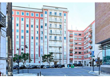 Komercyjne na sprzedaż - Campo de Ourique Lisboa, Portugalia, 130 m², 54 716 USD (223 787 PLN), NET-85323225