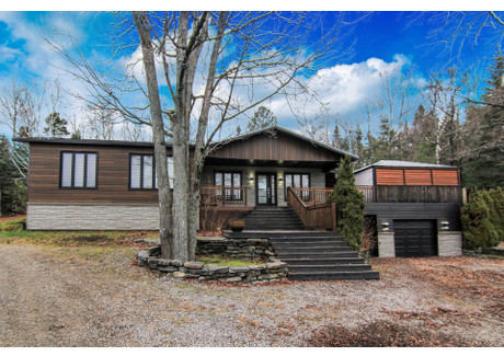 Dom na sprzedaż - 4795 Ch. de la Rivière-aux-Sables, Lac-Kénogami, QC G7X7V6, CA Lac-Kénogami, Kanada, 125 m², 278 480 USD (1 141 767 PLN), NET-102325246