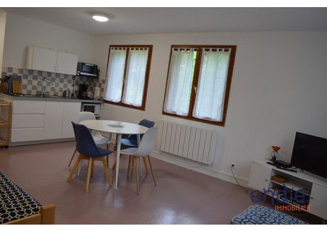 Mieszkanie na sprzedaż - Lelex, Francja, 40 m², 111 102 USD (437 741 PLN), NET-98039953
