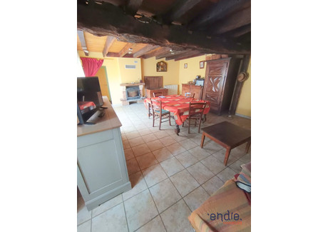 Dom na sprzedaż - Chabanais, Francja, 180 m², 234 784 USD (908 613 PLN), NET-98542203