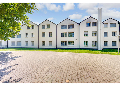 Mieszkanie do wynajęcia - Im Schänzli Muttenz, Szwajcaria, 100 m², 2401 USD (9820 PLN), NET-96170238