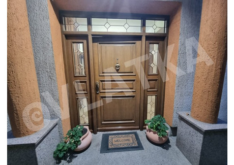 Dom do wynajęcia - Zagreb, Chorwacja, 350 m², 4190 USD (17 179 PLN), NET-102431212