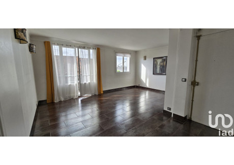 Mieszkanie na sprzedaż - Saint-Maur-Des-Fosses, Francja, 59 m², 368 530 USD (1 540 456 PLN), NET-101918314