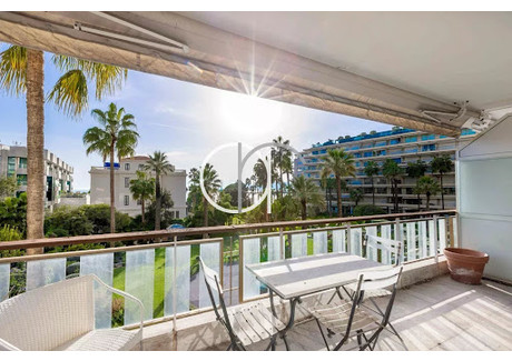 Mieszkanie na sprzedaż - Cannes, Francja, 79,55 m², 1 995 379 USD (8 181 054 PLN), NET-101499223