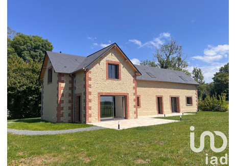 Dom na sprzedaż - Beuvron-En-Auge, Francja, 194 m², 662 987 USD (2 665 209 PLN), NET-97642877