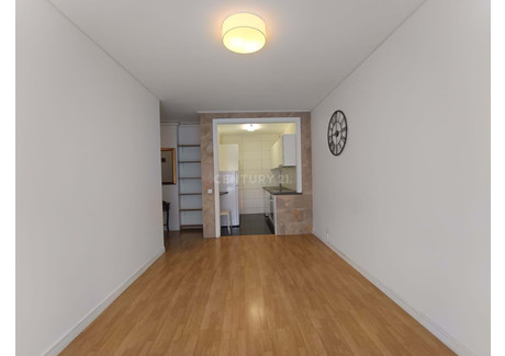 Mieszkanie na sprzedaż - Coimbra (Sé Nova, Santa Cruz, Almedina E São Barto, Portugalia, 56 m², 187 529 USD (766 995 PLN), NET-101168568