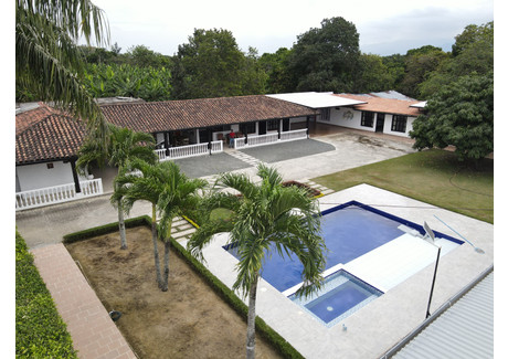 Dom na sprzedaż - Cl. 9ª #12-11, Rozo, Palmira, Valle del Cauca, Colombia Rozo, Kolumbia, 550 m², 267 909 USD (1 026 090 PLN), NET-99692390