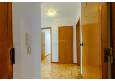Mieszkanie na sprzedaż - Almada, Portugalia, 71,5 m², 195 694 USD (788 646 PLN), NET-97578156