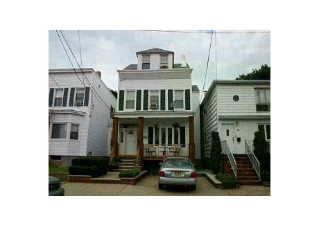 Dom do wynajęcia - 77 W 51st St , Hudson County, NJ Bayonne, Usa, 219,25 m², 3800 USD (14 554 PLN), NET-97737263