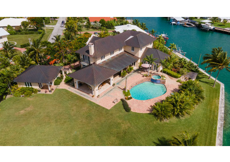 Dom na sprzedaż - Fortune Bay Point Drive Grand Bahama, Bahamy, 765,71 m², 4 500 000 USD (18 450 000 PLN), NET-100810680