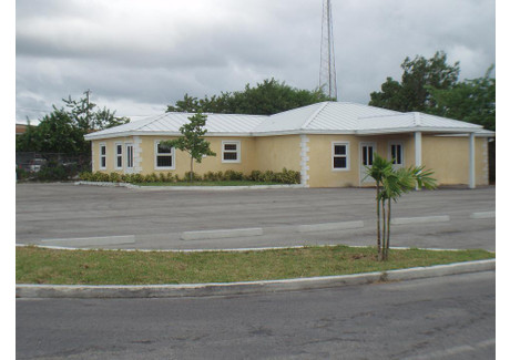 Dom na sprzedaż - Forrest Ave. and Silk Cotton Street Grand Bahama, Bahamy, 186,74 m², 475 000 USD (1 971 250 PLN), NET-81003017