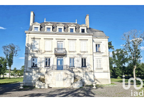 Obiekt zabytkowy na sprzedaż - Champs-Sur-Yonne, Francja, 250 m², 842 505 USD (3 445 847 PLN), NET-102089069