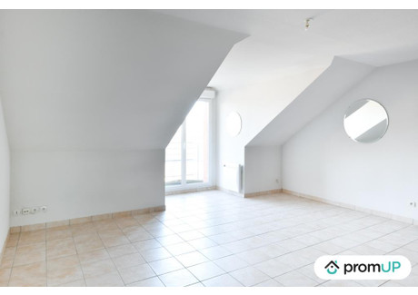 Mieszkanie na sprzedaż - Beuvrages, Francja, 69 m², 109 739 USD (458 709 PLN), NET-86491563