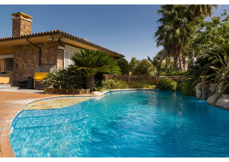 Dom na sprzedaż - L'escala, Hiszpania, 784 m², 1 911 129 USD (7 529 848 PLN), NET-83960236