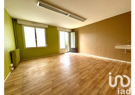 Mieszkanie na sprzedaż - Sens, Francja, 88 m², 148 570 USD (609 138 PLN), NET-94255261