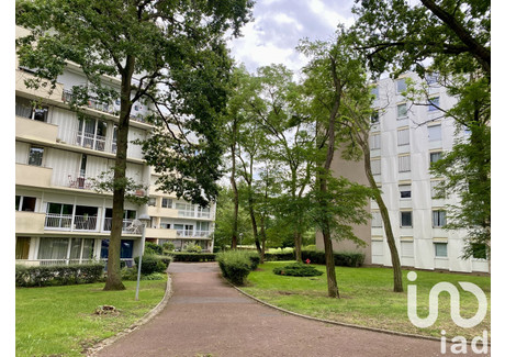 Mieszkanie na sprzedaż - Cergy, Francja, 82 m², 238 440 USD (977 602 PLN), NET-101373431