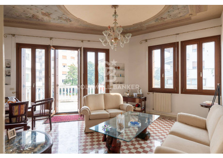 Mieszkanie na sprzedaż - Via Verdi, Venezia, Włochy, 150 m², 386 332 USD (1 522 146 PLN), NET-96383469