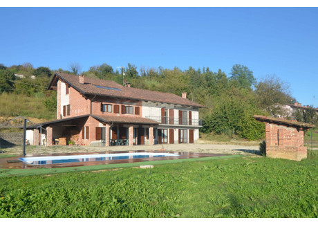 Dom na sprzedaż - Via Valle San Lorenzo, Santo Stefano Roero, Włochy, 500 m², 430 542 USD (1 765 223 PLN), NET-101816731