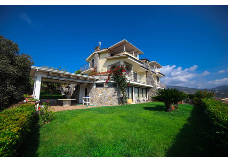 Dom na sprzedaż - SCARIO - GOLFO DI POLICASTRO Santa Marina, Włochy, 400 m², 855 205 USD (3 446 477 PLN), NET-91957105