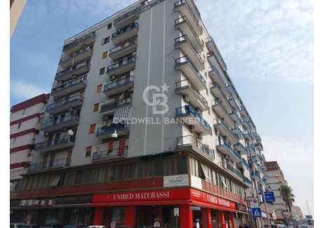 Mieszkanie na sprzedaż - Via Luigi Mascherpa, Taranto, Włochy, 135 m², 172 009 USD (703 519 PLN), NET-92704297