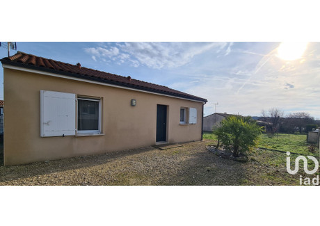 Dom na sprzedaż - Hiersac, Francja, 68 m², 153 666 USD (637 714 PLN), NET-103255662