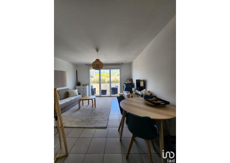 Mieszkanie na sprzedaż - Carros, Francja, 45 m², 260 279 USD (1 025 500 PLN), NET-96801619