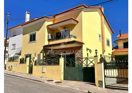 Dom na sprzedaż - Pontinha e Famões Odivelas, Portugalia, 259 m², 618 286 USD (2 528 789 PLN), NET-101233138