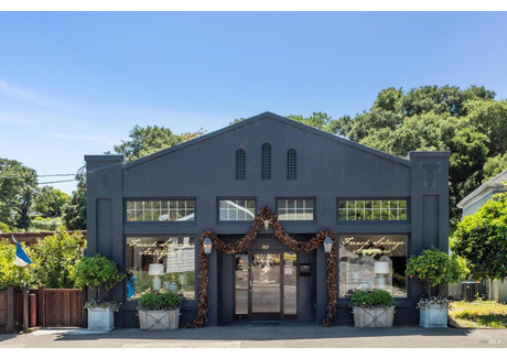 Komercyjne na sprzedaż - 303 Bodega Avenue, Sonoma County, CA Petaluma, Usa, 383,97 m², 2 999 000 USD (12 295 900 PLN), NET-97511001