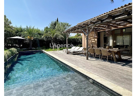 Dom na sprzedaż - Saint-Tropez, Francja, 210 m², 6 545 400 USD (26 639 779 PLN), NET-95843133