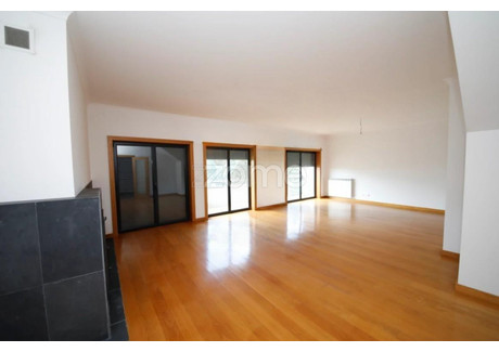 Mieszkanie na sprzedaż - Viseu, Portugalia, 151 m², 355 910 USD (1 377 373 PLN), NET-97727386