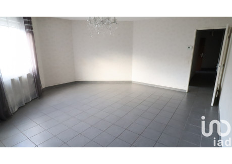 Mieszkanie na sprzedaż - Clermont-Ferrand, Francja, 101 m², 214 848 USD (865 837 PLN), NET-94658724