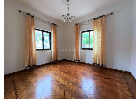 Dom na sprzedaż - Corroios, Portugalia, 150 m², 359 954 USD (1 472 212 PLN), NET-98280994