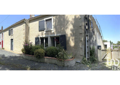 Dom na sprzedaż - Vouvant, Francja, 152 m², 233 952 USD (970 903 PLN), NET-99694389