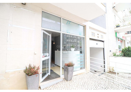 Komercyjne na sprzedaż - Oliveira Do Bairro, Portugalia, 116 m², 220 539 USD (902 004 PLN), NET-99552491