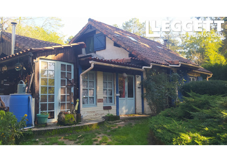 Dom na sprzedaż - Saint-Jean-D'estissac, Francja, 74 m², 138 693 USD (567 253 PLN), NET-102089989