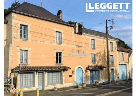 Komercyjne na sprzedaż - Bonneuil-Matours, Francja, 595 m², 129 893 USD (518 273 PLN), NET-95647124