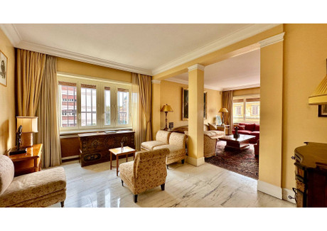 Mieszkanie na sprzedaż - Via Gian Domenico Romagnosi, Roma, Włochy, 270 m², 1 950 021 USD (7 683 083 PLN), NET-93637627