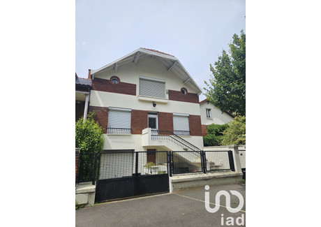 Dom na sprzedaż - Montreuil, Francja, 220 m², 916 720 USD (3 520 205 PLN), NET-101018730