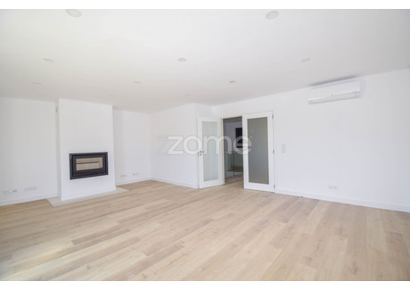 Dom na sprzedaż - Oeiras, Portugalia, 215 m², 613 534 USD (2 515 490 PLN), NET-99693804