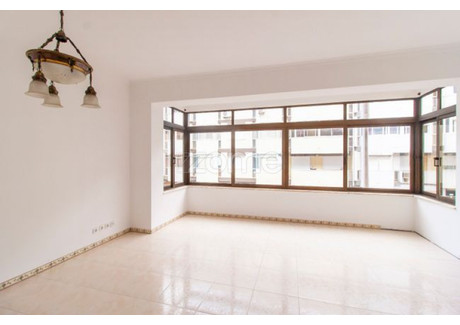 Mieszkanie na sprzedaż - Almada, Portugalia, 81 m², 219 436 USD (842 635 PLN), NET-92802712