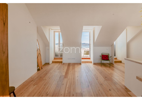 Mieszkanie na sprzedaż - Lisboa, Portugalia, 150 m², 927 004 USD (3 800 716 PLN), NET-98878573