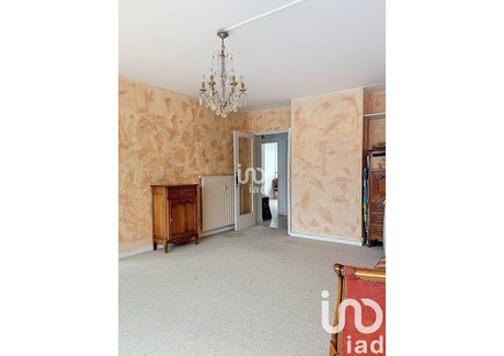 Mieszkanie na sprzedaż - Bourges, Francja, 62 m², 96 418 USD (379 886 PLN), NET-95380241