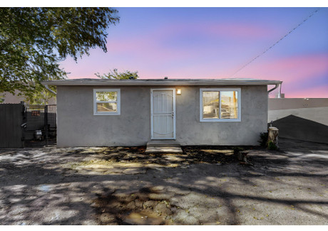 Dom na sprzedaż - 421 Texas Street NE Albuquerque, Usa, 106,84 m², 284 900 USD (1 168 090 PLN), NET-102982811