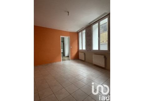 Mieszkanie do wynajęcia - Grandris, Francja, 49 m², 468 USD (1940 PLN), NET-102851657