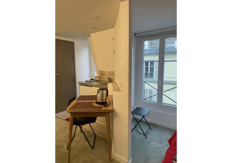 Mieszkanie do wynajęcia - Rue de Penthièvre Paris, Francja, 16 m², 1927 USD (7883 PLN), NET-101658665